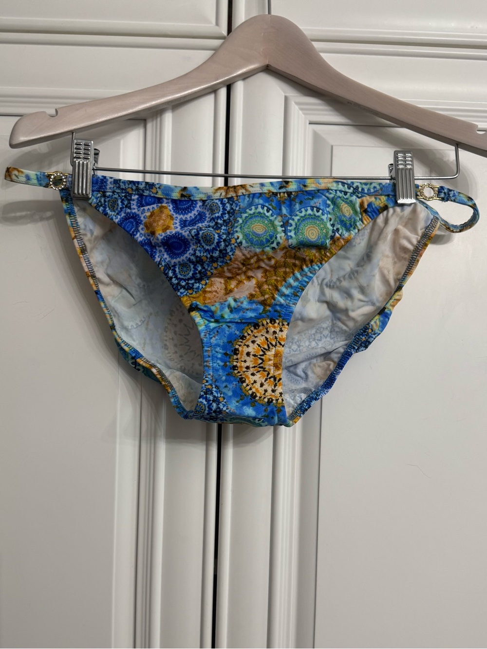 VENUS Size 14 Blue and Yellow Paisley Print Swim Bottoms w/Gold Tone Ring Detail